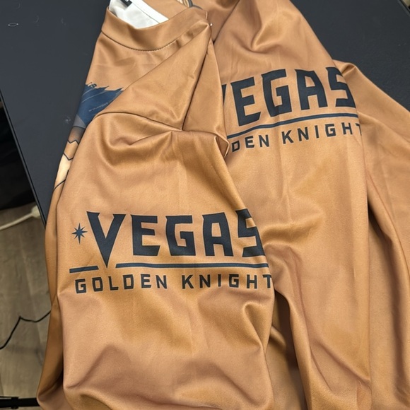 NHL Vegas Golden Knights Long Sleeve shirt. Size Men’s Medium. - Picture 6 of 9